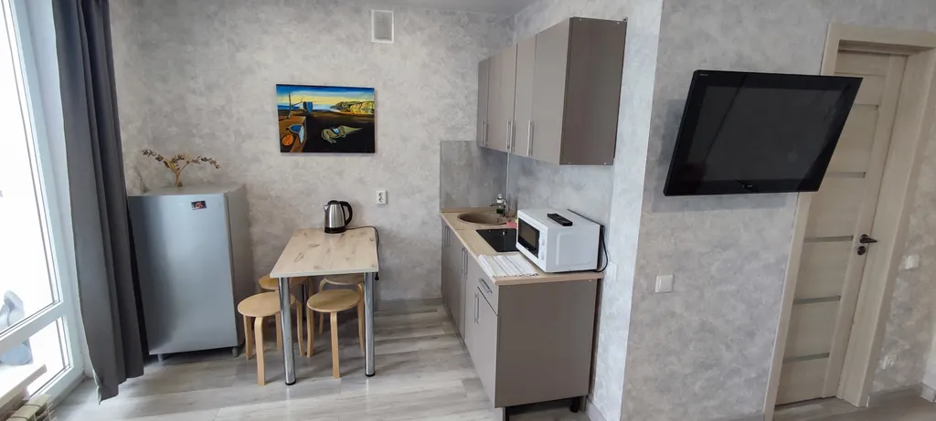 Квартира Светлая студия — аренда посуточно в Стройкерамика