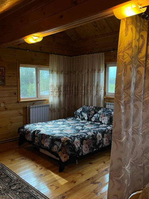 Уютный дом-баня из клеёного бруса, с двумя бассейнами