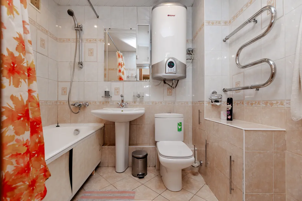 Жилая комната в 3-комнатной квартире 103