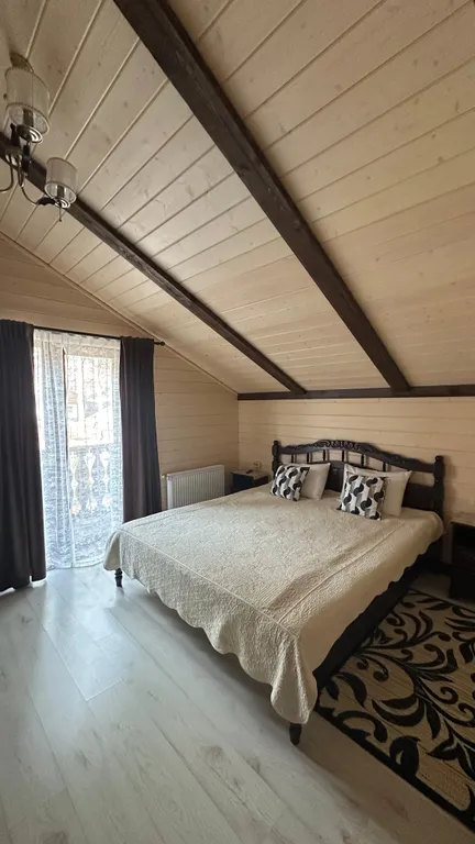 Шале с видом на горы и реку Moon House Arkhyz