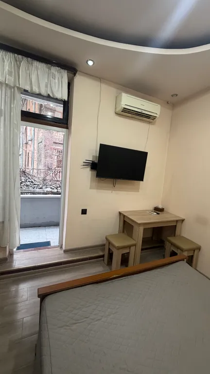 Комната N3  в гостевом доме в центре Еревана можно с животными