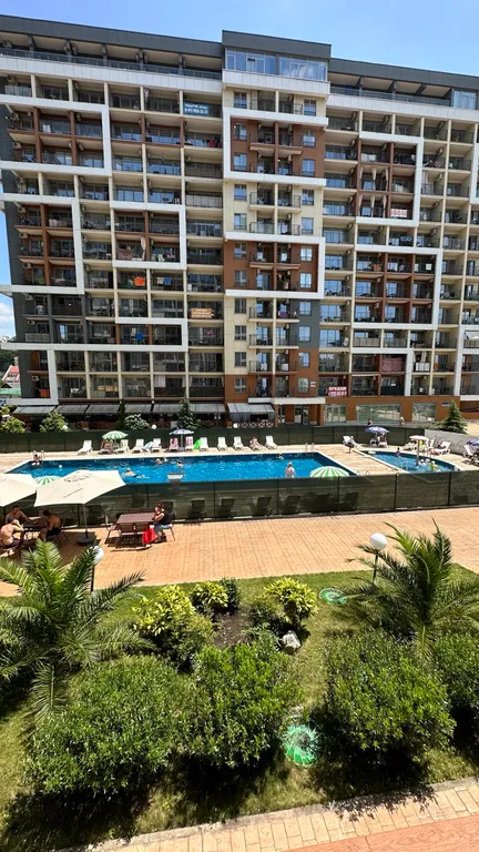 Квартира на первой береговой линии