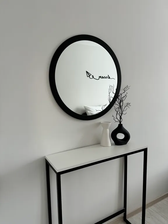 Стильная квартира с видом на колесо Обозрения