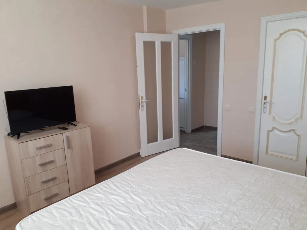 2 комнатная .на Донской 26а