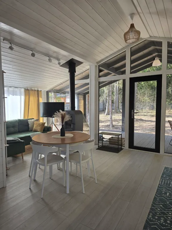 Коттедж Дом с двумя спальнями и сауной в еловом лесу — Шадрино