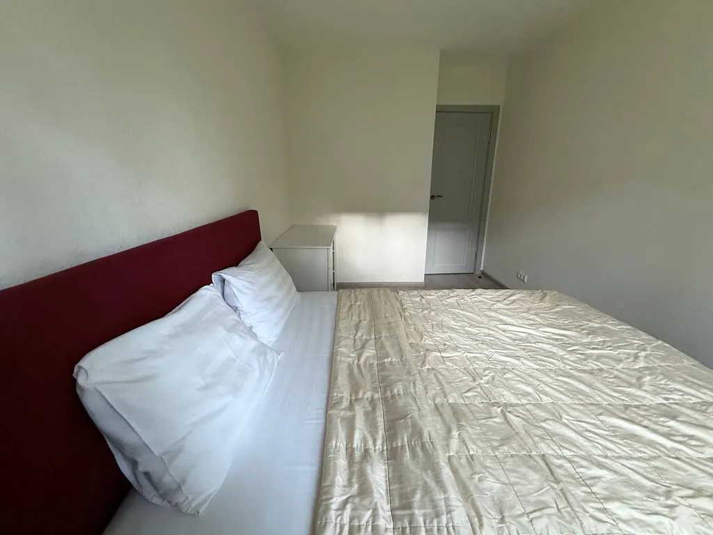 Квартира 3-к квартира. Свежий ремонт, 7 комфортных спальных мест, бойлер — Гатчина