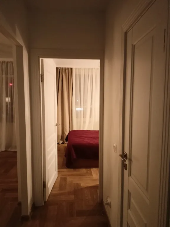 Евро 2-комнатная квартира, новостройка Метропарк в центре