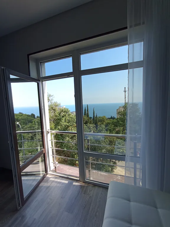 Этаж в панорамном доме в 10 минутах до моря