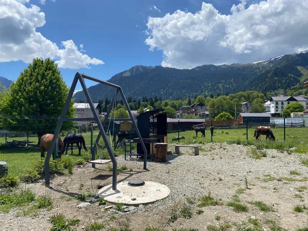 Коттетдж Famous house с видом на горы