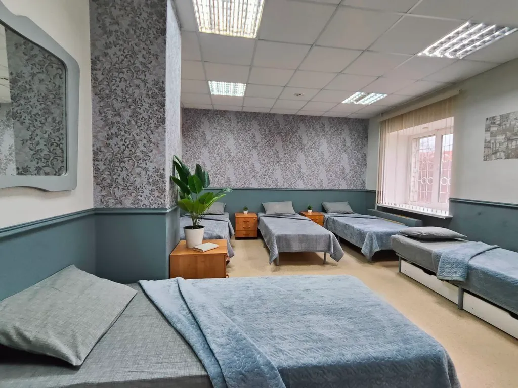 Просторная пятиместная комната