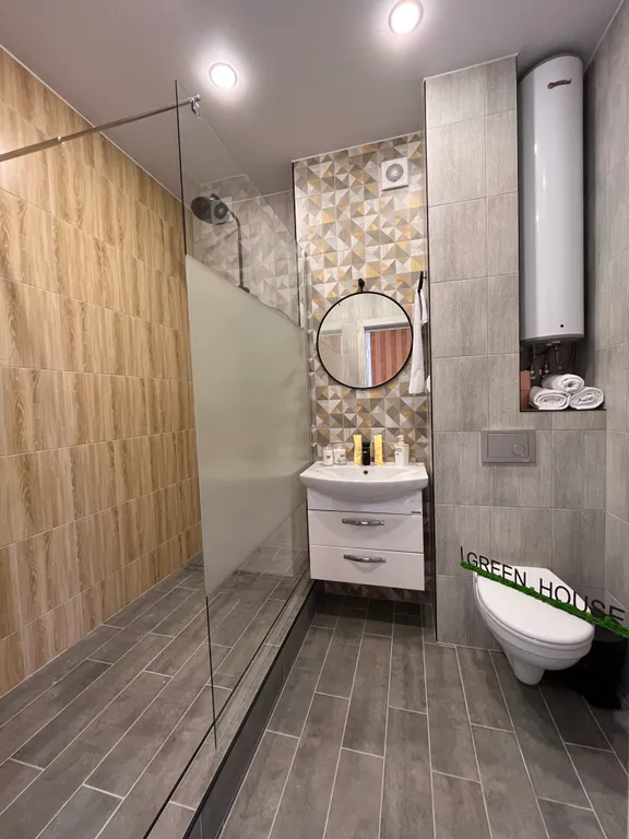 Panoramic Green House