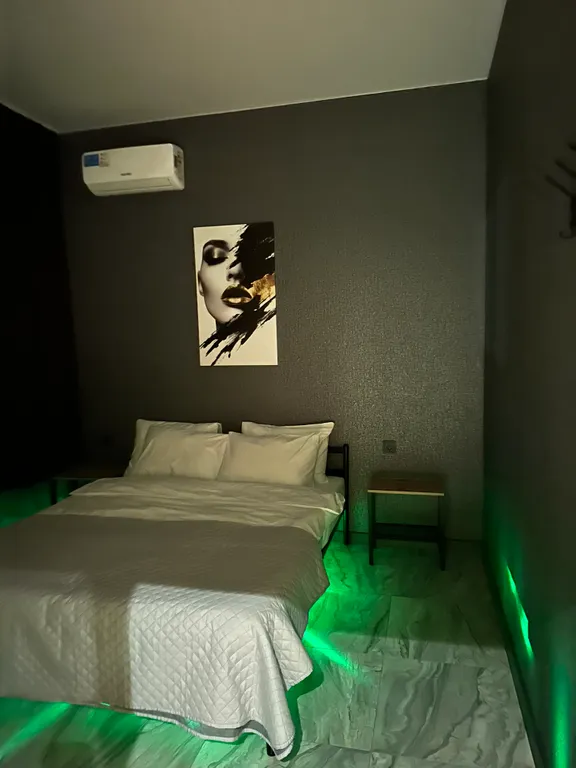 Новый стильный уютный коттедж вблизи от города