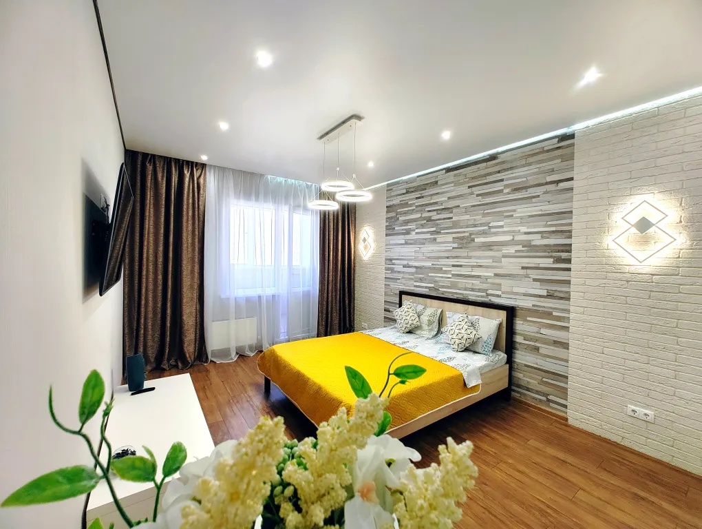 Квартира с дизайнерским ремонтом рядом с ТРЦ Аура — аренда посуточно в Сургут