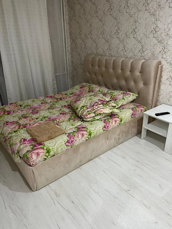 3-х комн. квартира возле Ледовой Арены и стоматологии (р-н Раница)