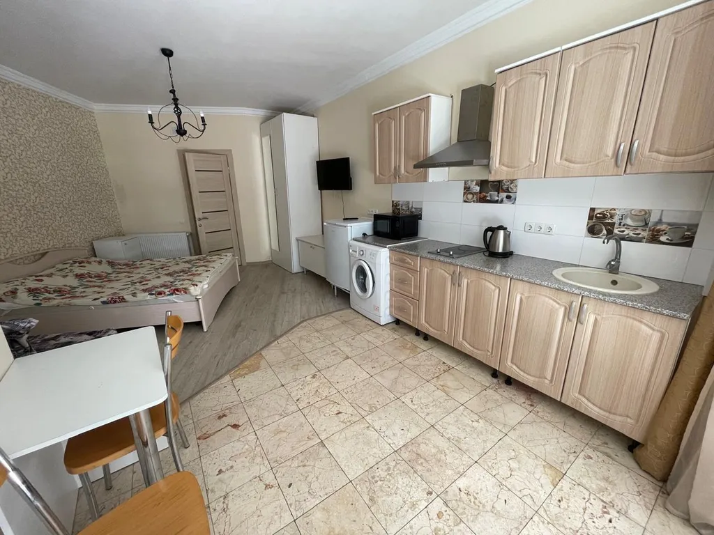 Студия на берегу моря