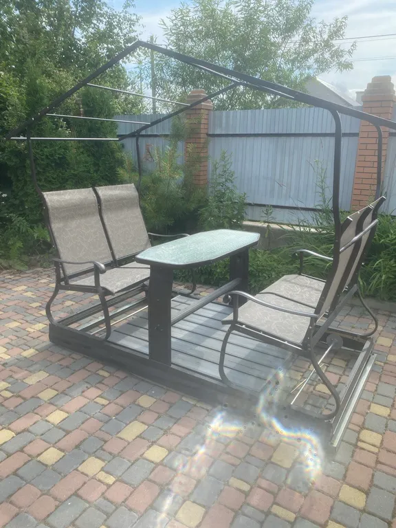 Уютный двухэтажный дом в Южно-Сахалинске в черте города