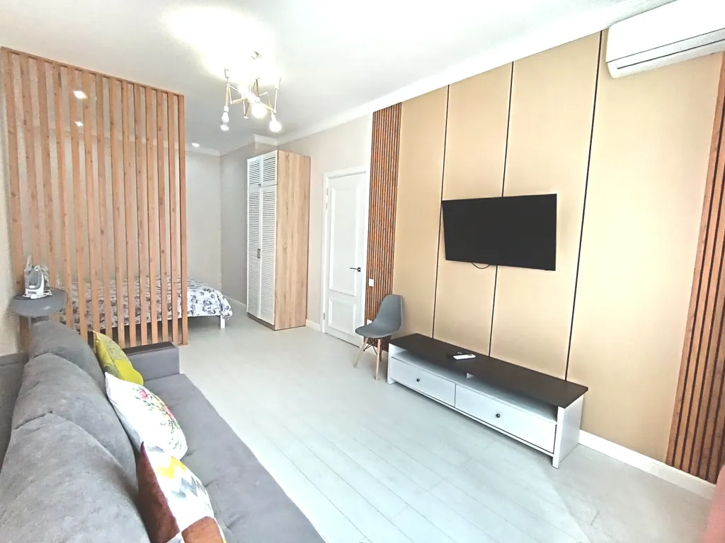 Солнечная квартира в самом центре столицы