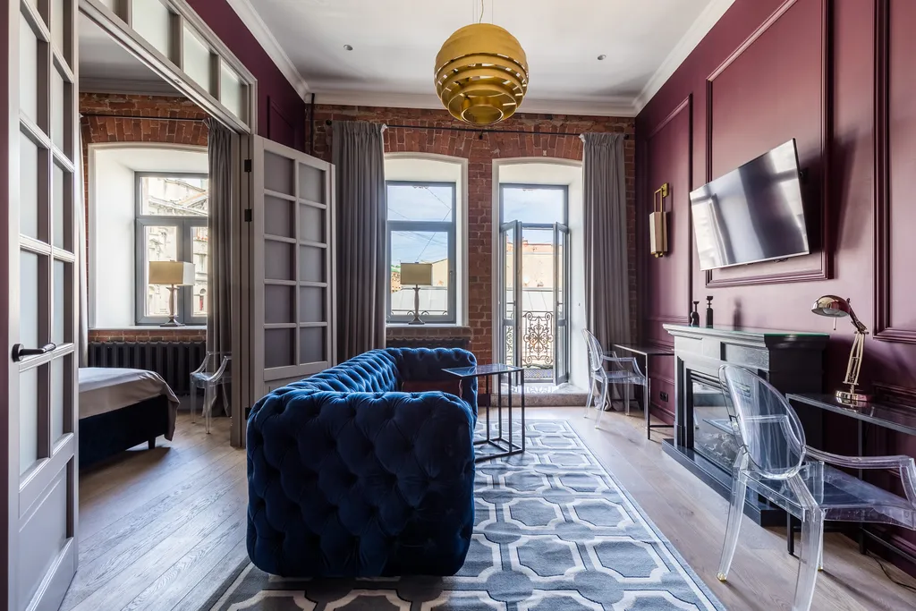 Видовая квартира с балконом на Пяти углах