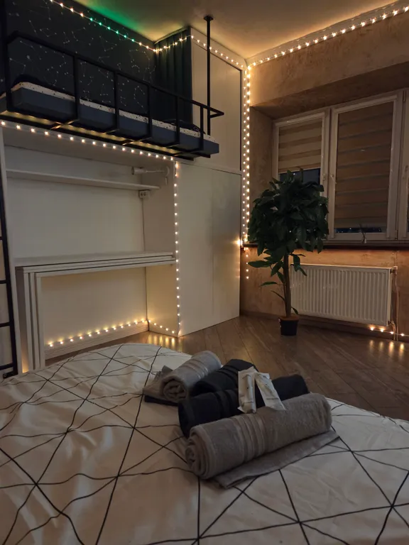 Студия с дизайнерским ремонтом в центре города