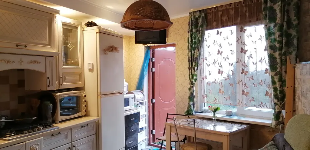 Коттедж Домик с видом на море — Сочи