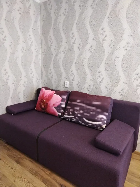 Новая 2 к/кв центр, рядом вокзалы и городской парк