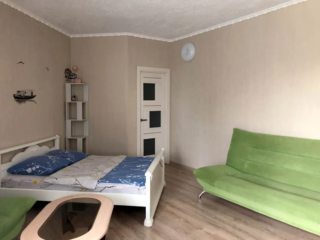 Квартира большая у ТЦ "Крейсер", 33 квартиры