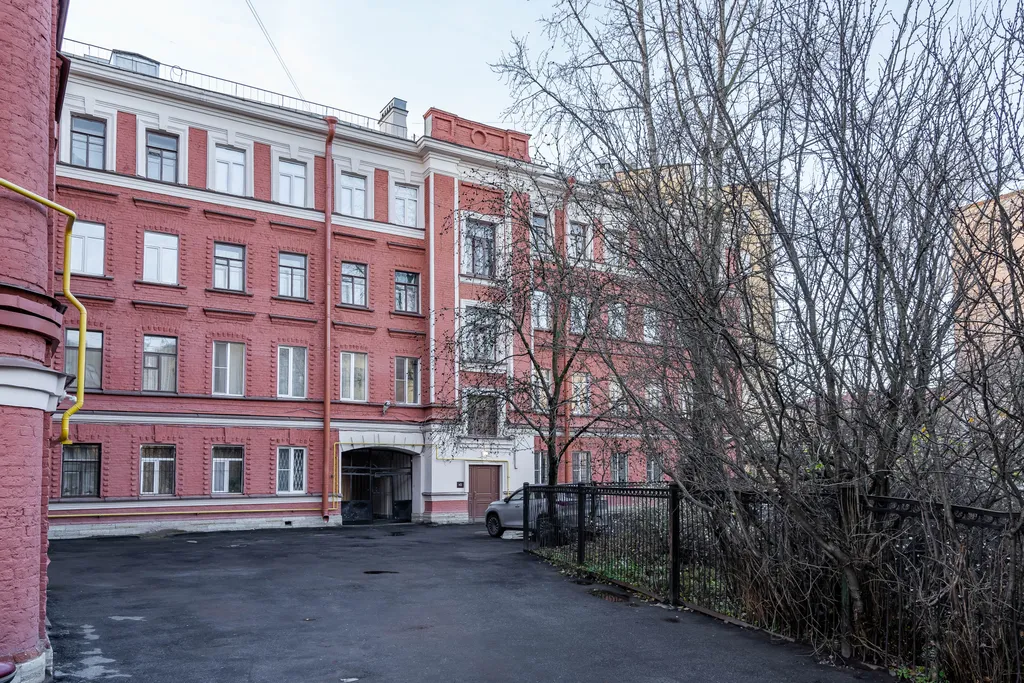 Дизайнерская студия в центре Петербурга
