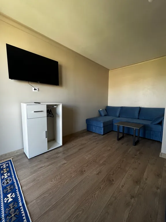 Домик с видом на горы