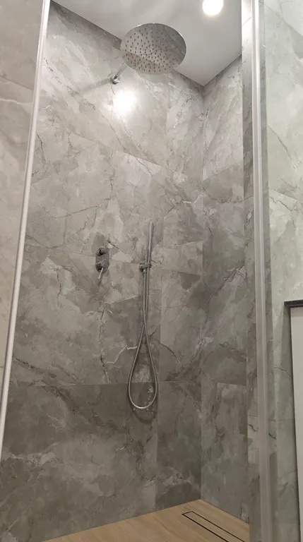 Современная однокомнатная квартира на набережной Двины