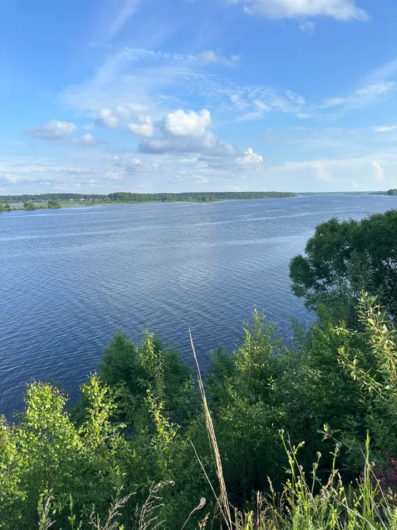 Уютный домик на берегу Волги