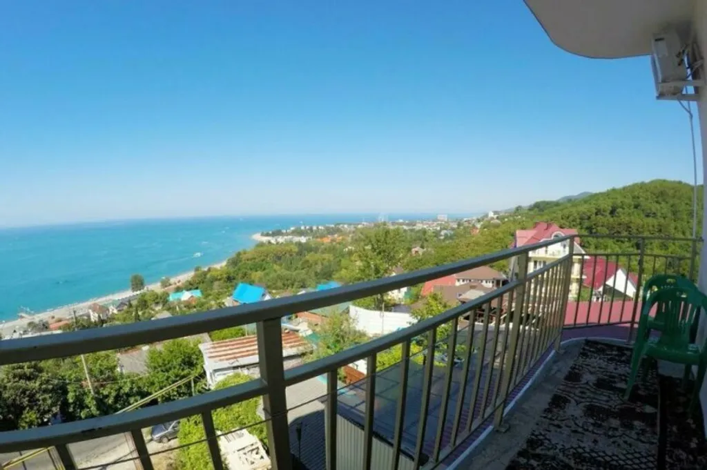 Квартира Квартира Трехместный номер с доп. местом с балконом и видом на море — Лазаревское