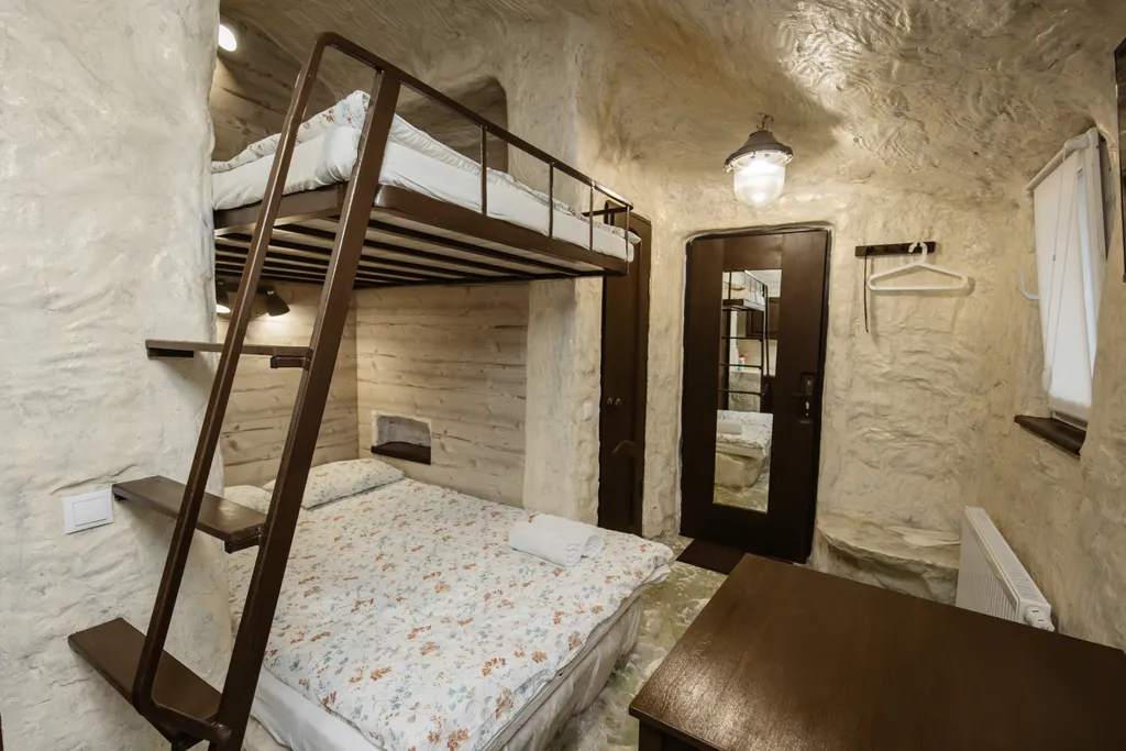 Квартира Студия Пещера 5  с парковкой и мангалом — аренда посуточно в Тверь