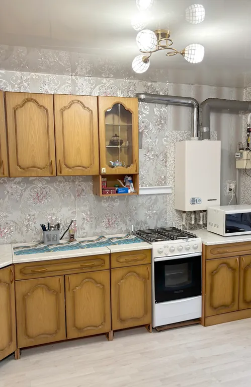 Светлая евро-двушка в Кошелeв парке. Для семьи или для работы.