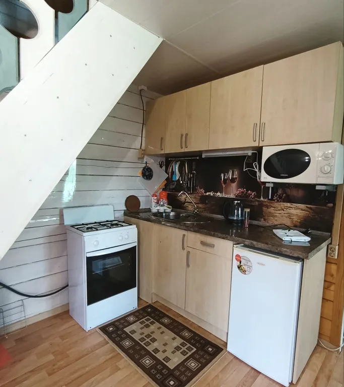 Дом на берегу озера Велье