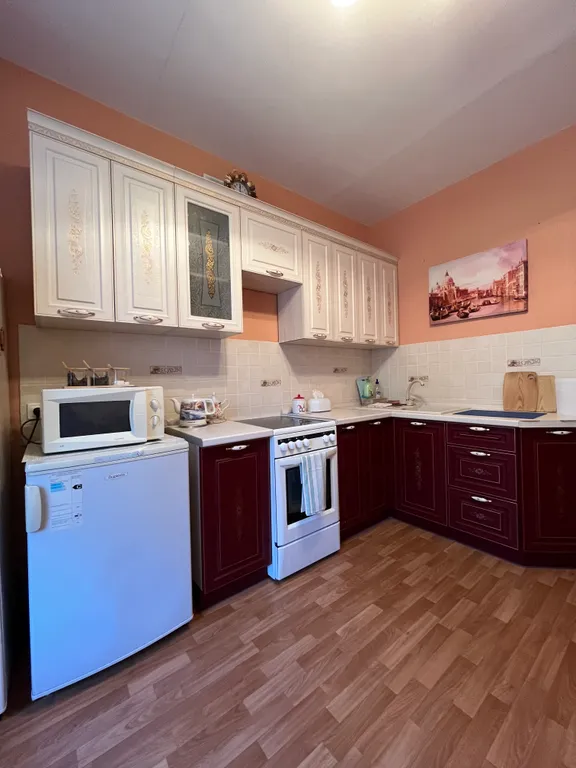 Квартира Семейная 2-комнатная квартира 65 м2 — Красноярск