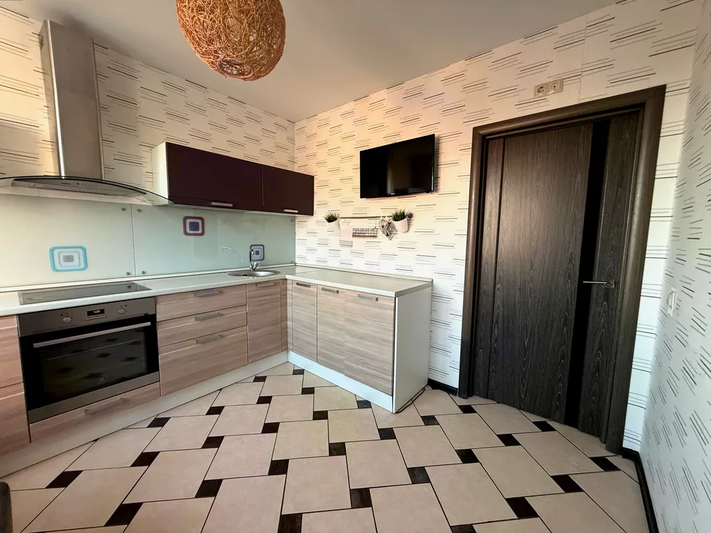 Оренрент двухкомнатная квартира на Просторной