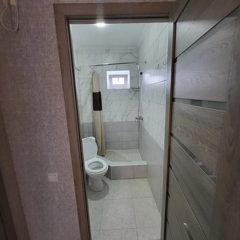 №21 2-х комнатный номер на втором этаже, есть все