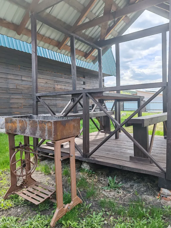 Второй этаж-студия в двух этажном доме