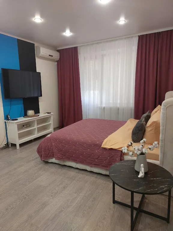 2 х комнатная квартира в удобном районе города