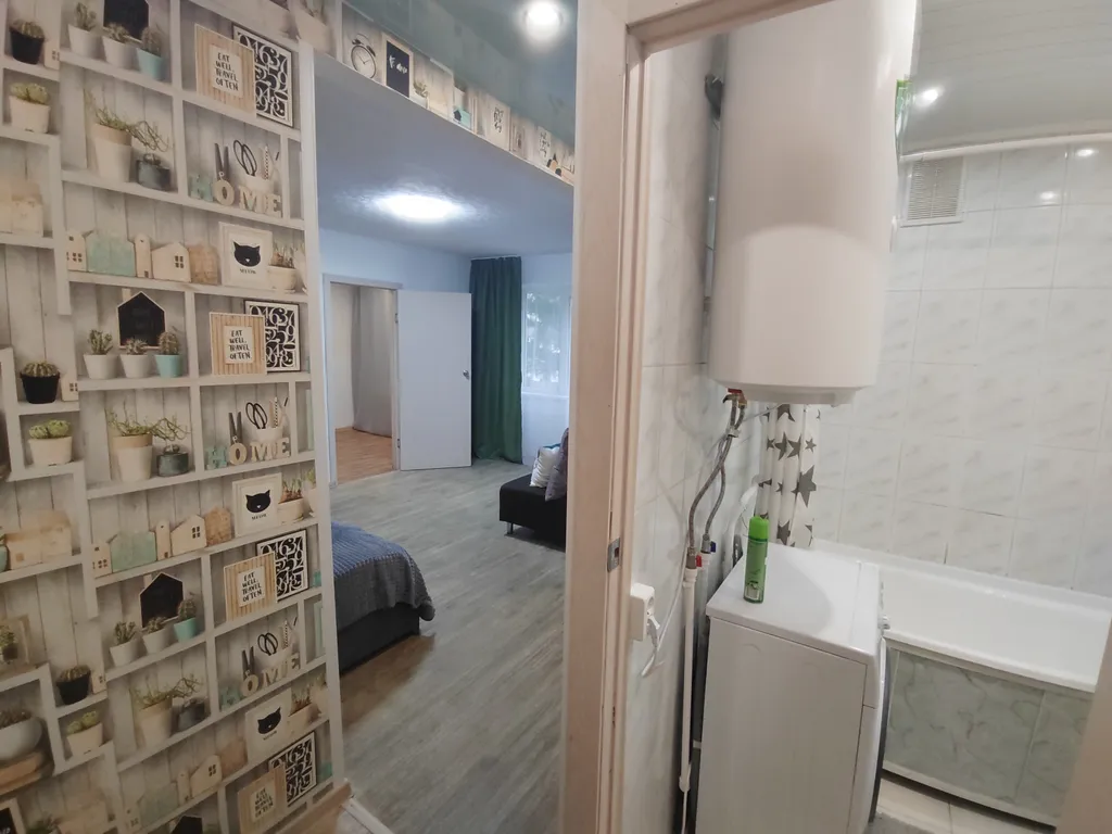 Двухкомнатную квартира в тихом месте центральной части города