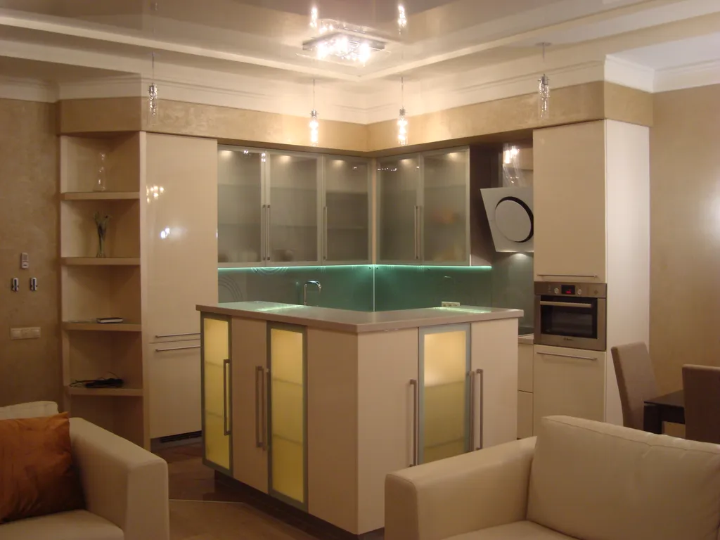 3-комнатная квартира с бассейном у моря