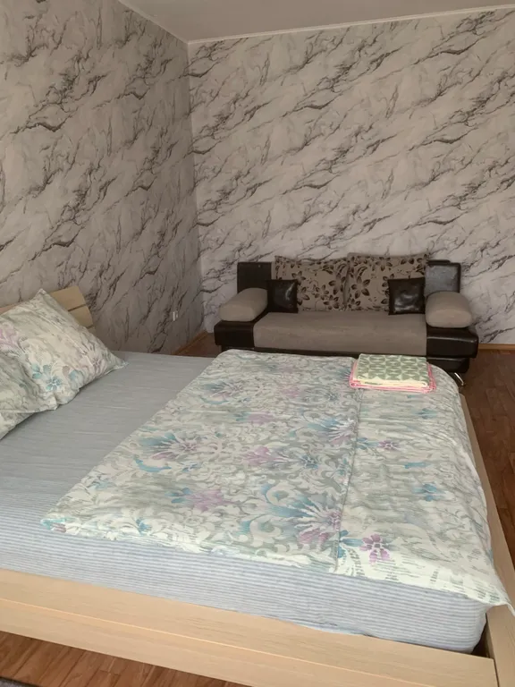 Уютная квартира рядом с бульваром Героев Отечества