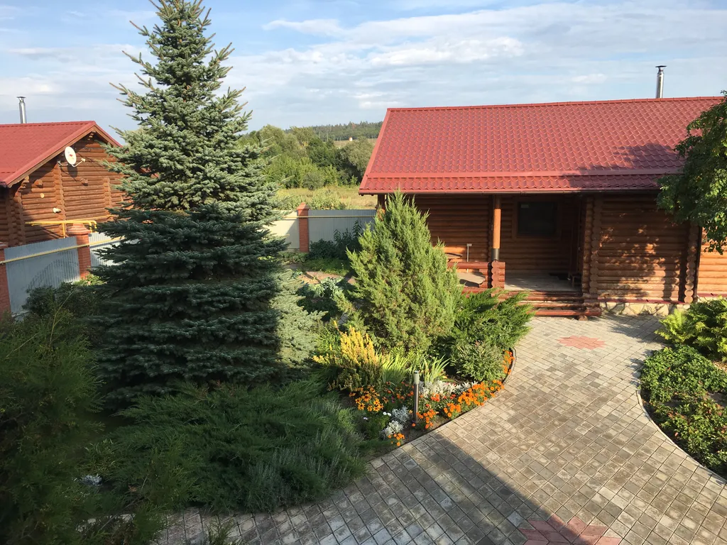 Дом бревенчатый