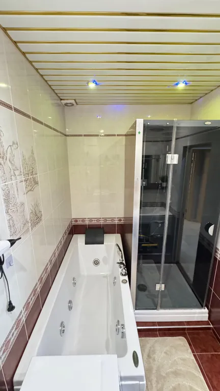 Комфортная, большая квартира в 100 метрах до моря