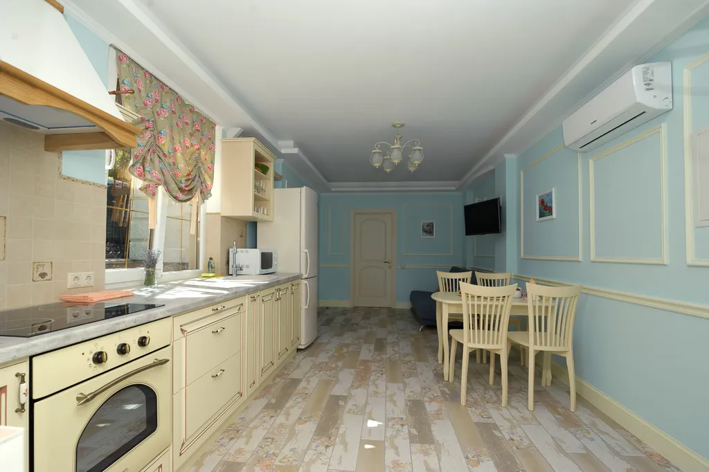 Уютные апартаменты в стиле Прованс у моря