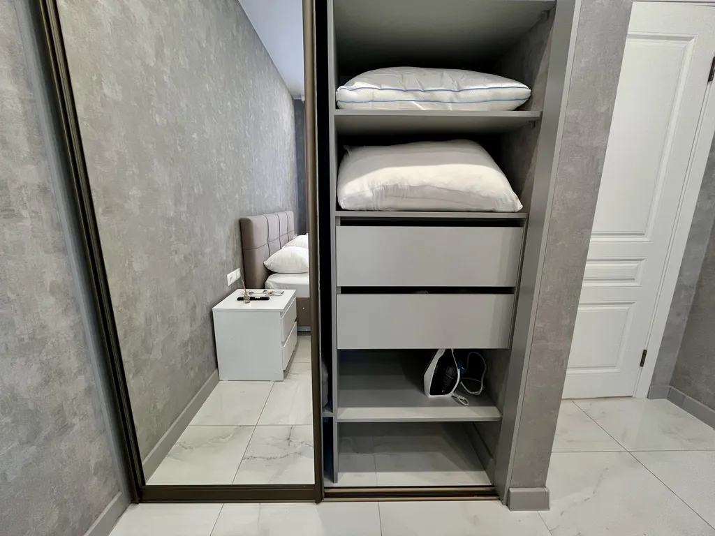 Просторная квартира со стильным интерьером и уютной атмосферой