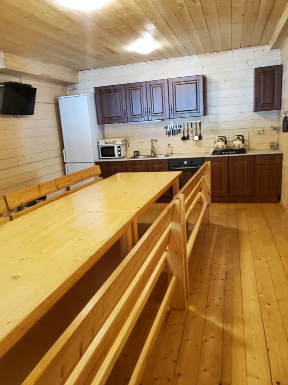 Загородный коттедж у леса