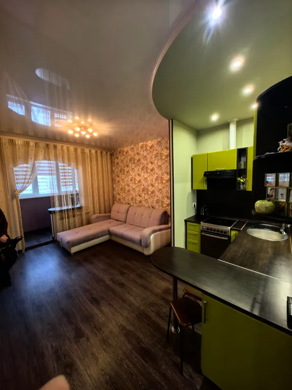 Квартира Хорошая студия возле Ауры — аренда посуточно в Сургут