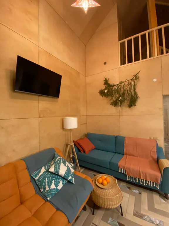 Брусничный Барн