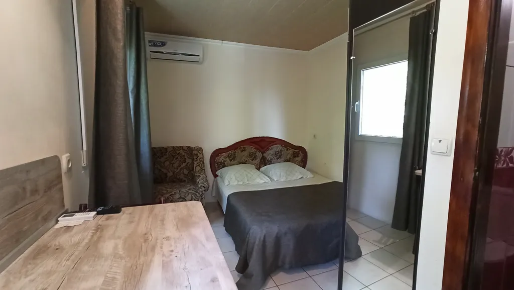 Квартира Стандартный люкс возле Набережной, 2-й этаж — аренда посуточно в Ялта